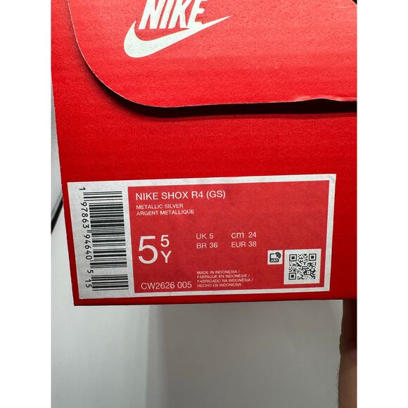 Nike Shox R4 GS “OG” 2025 size 5.5y/7 womens - Picture 7 of 7